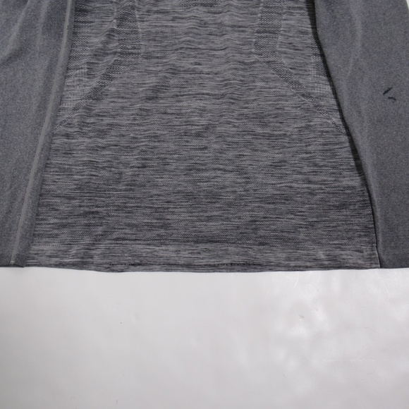 Lululemon Metal Vent Tech Long Sleeve Henley Heathered Grey Size M Silverescent - Picture 10 of 12